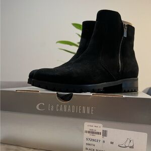 Le Canadienne Ladies Smith Black Suede Boots